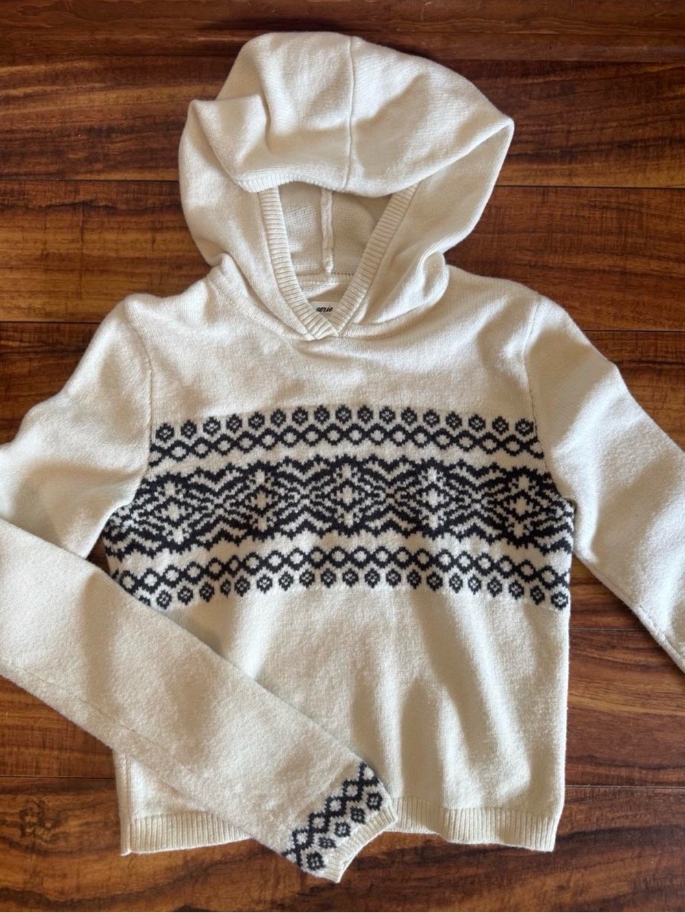 Aerie Fair Isle Hooded Sweater Cozy Knit Pullover 🤍